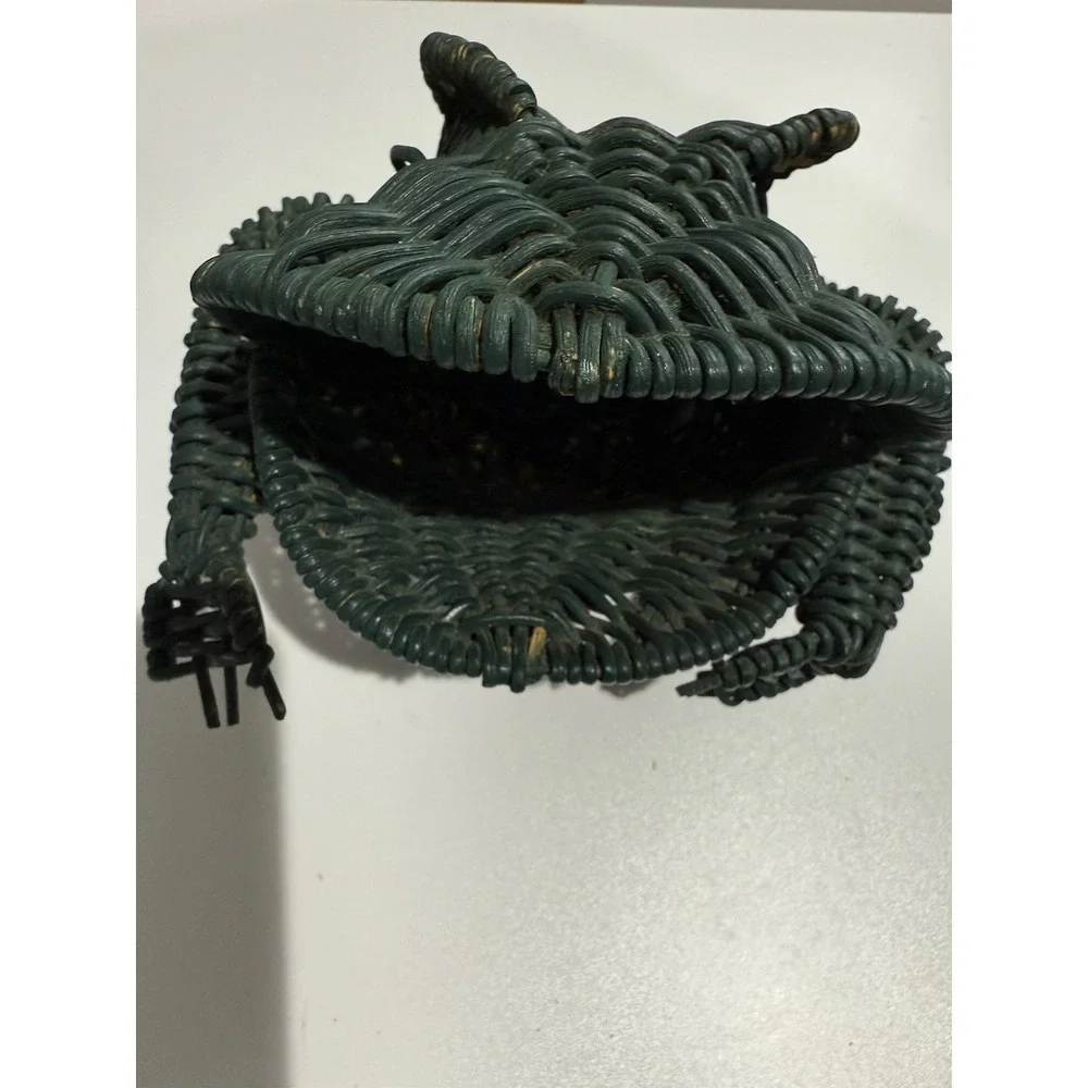 Vtg Green Woven Wicker Frog Basket Open Mouth 8